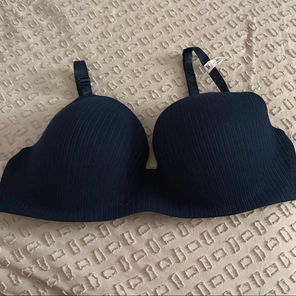 Victoria's Secret Blue Underwire Bra with Molded Cups